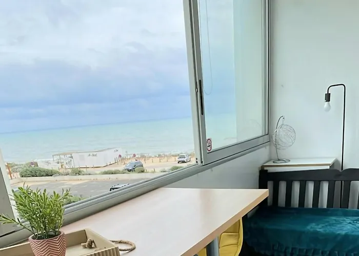 Les Petits Becs , Joli T2 Vue Mer, Wifi, Parking شقة